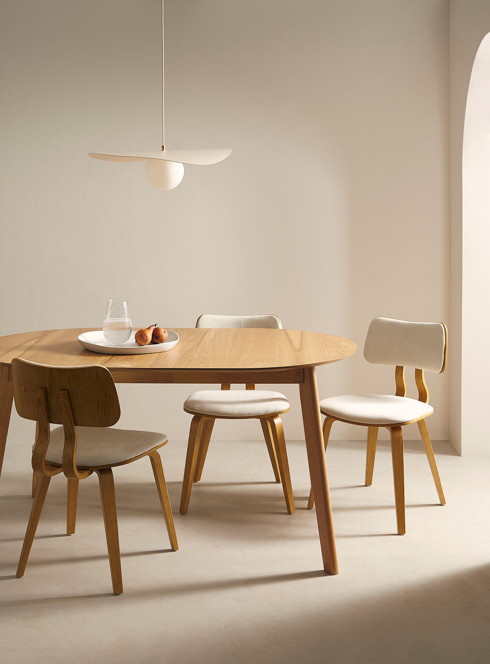 Werner Extendable Dining Table - Oak