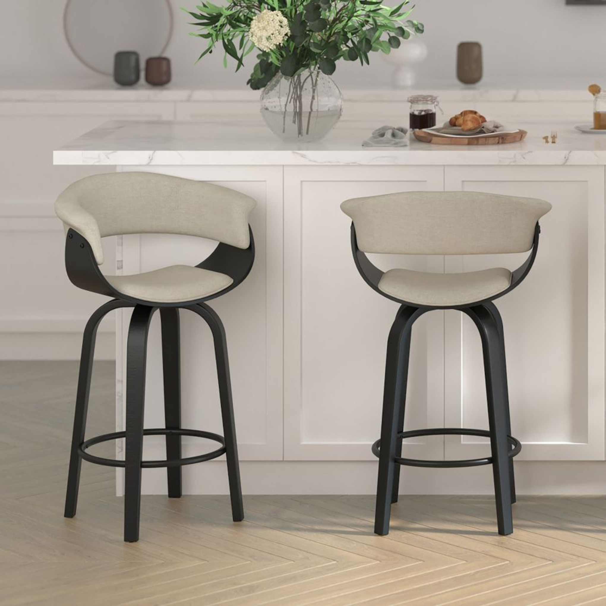 Jerreau Counter Stool - Beige & Black