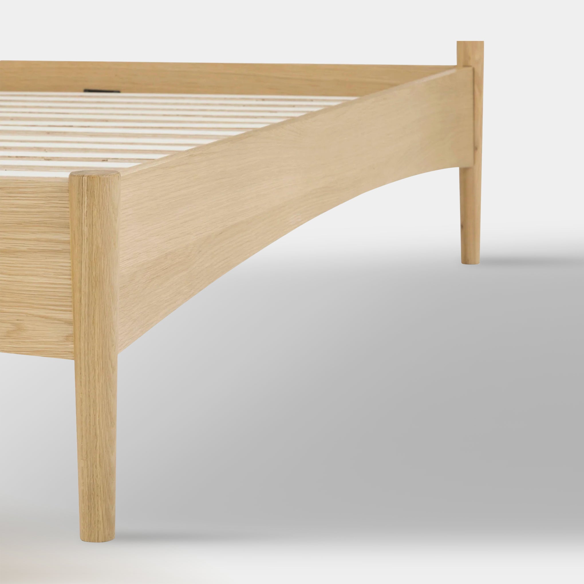 Alder Queen Bed