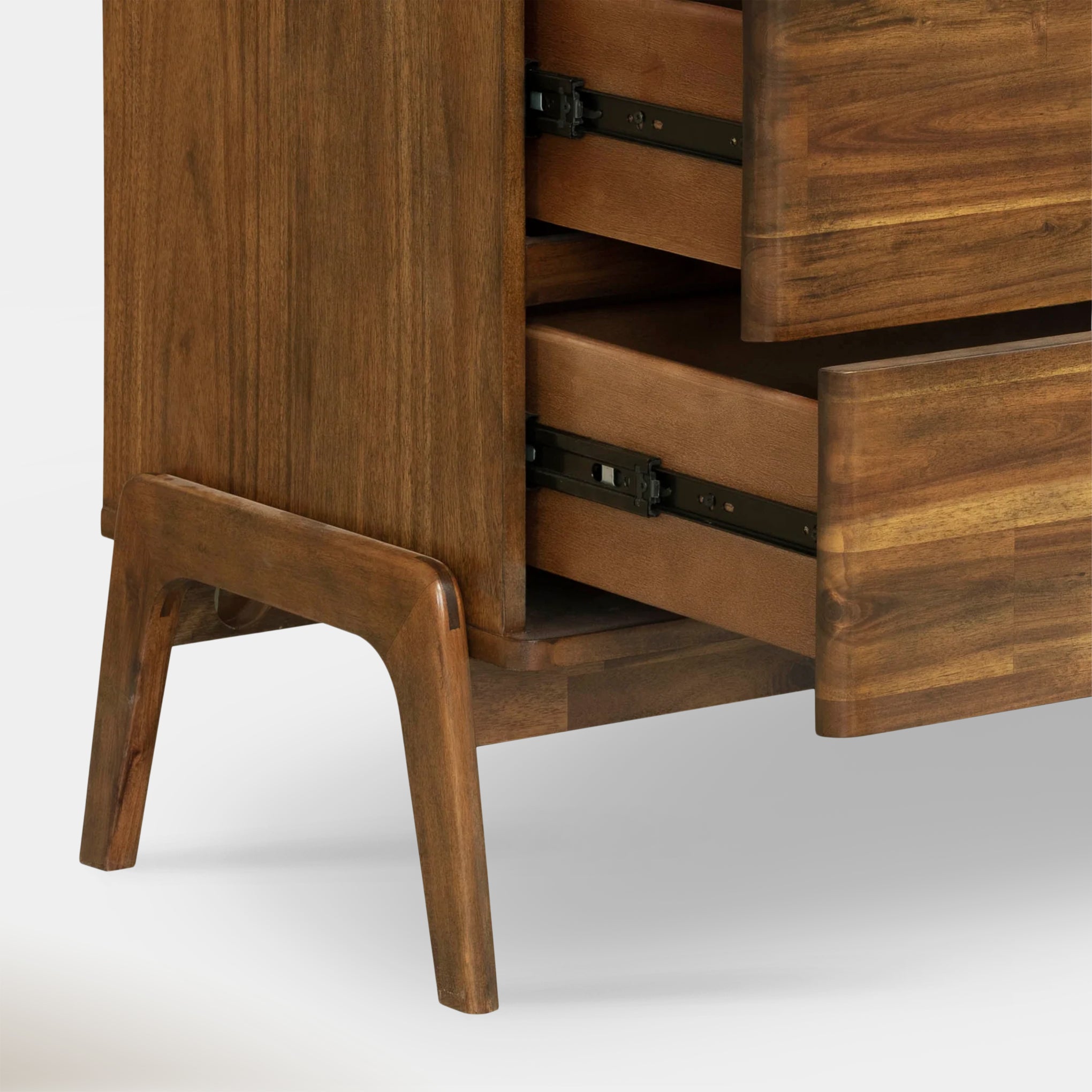 Mikael 6 Drawer Dresser