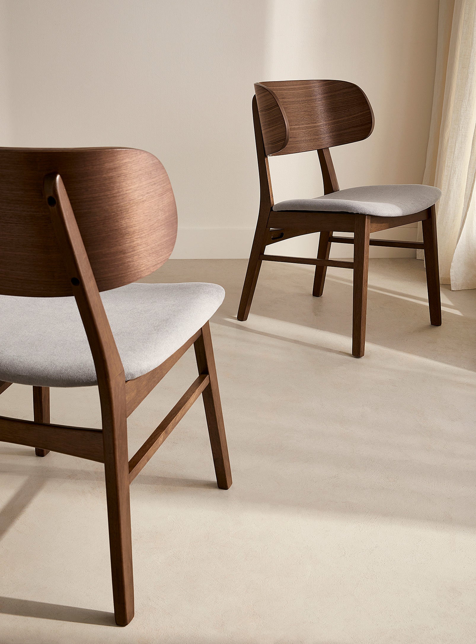 Emery Dining Chair - Smoke & Walnut